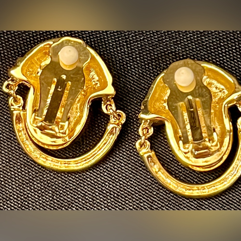 VTG André Courrèges Paris 80s Gold Black Pearl Door Knocker Clip On Earrings - Picture 9 of 17